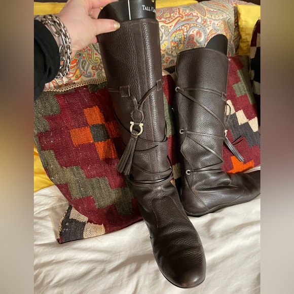 Gorgeous chocolate brown Ferragamo riding boots. - Picture 2 of 8